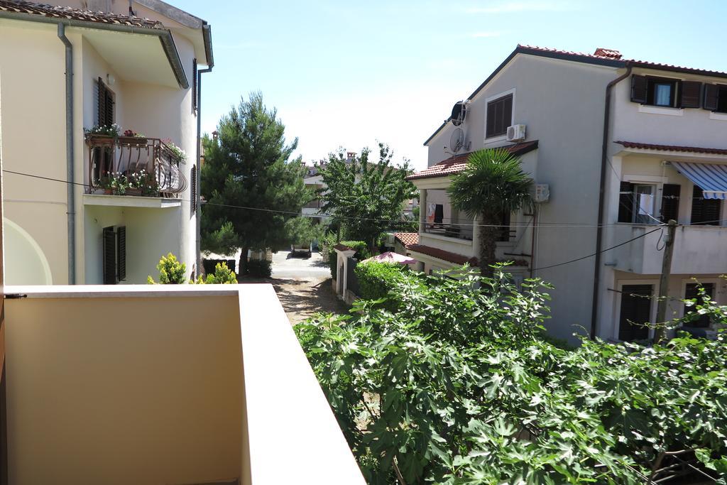 Apartment Lara Rovinj Luaran gambar